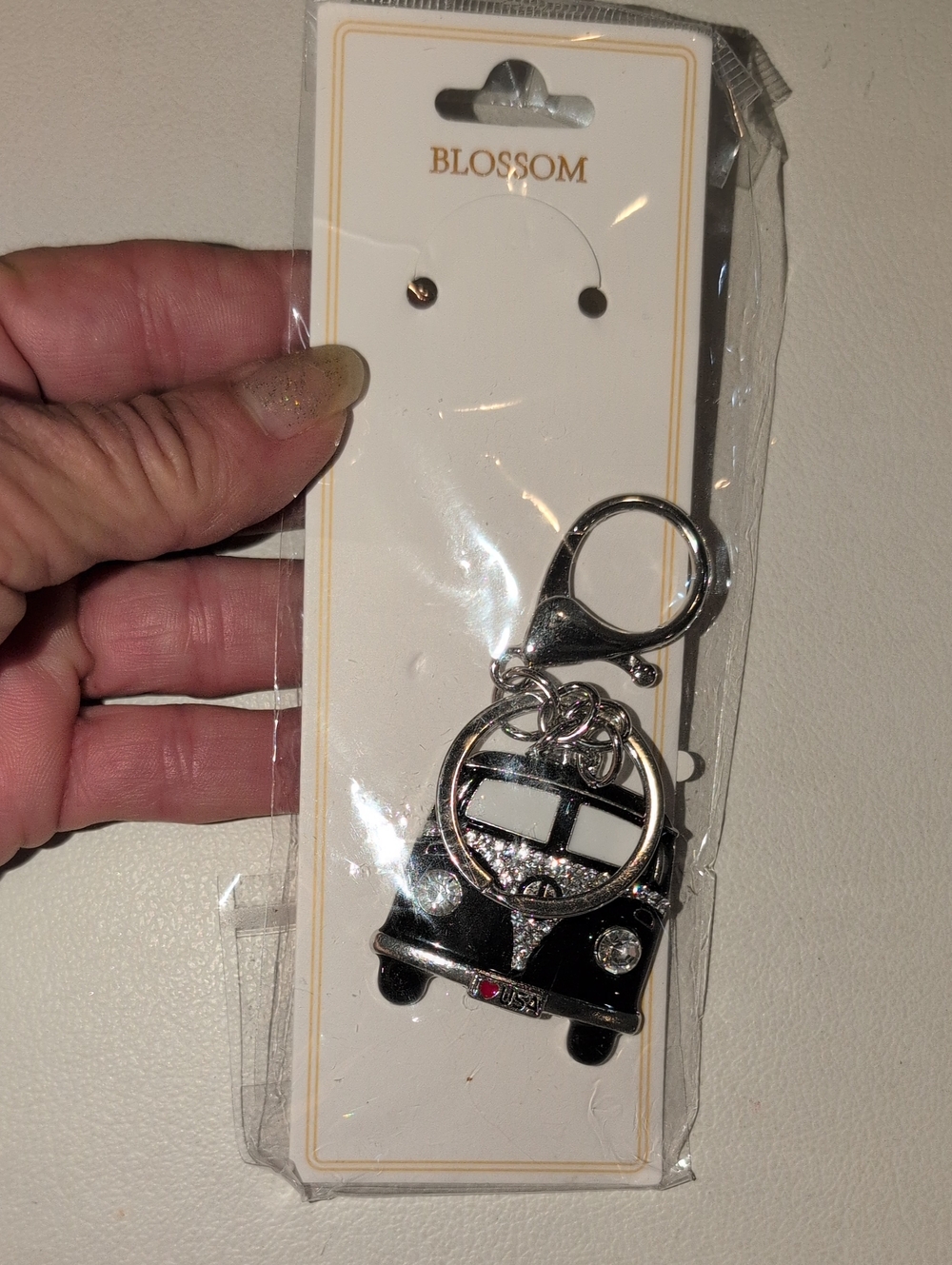 Blossom Black And Silver Car Keychain Keyring - Silver